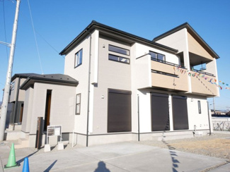 【外観】 | 甲斐市篠原 オール電化新築全3棟 3号棟 長期優良住宅 車並列3台