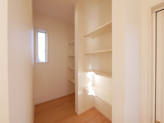 【キッチン】 | 甲斐市篠原 オール電化新築全3棟 3号棟 長期優良住宅 車並列3台 | 【建物施工例】