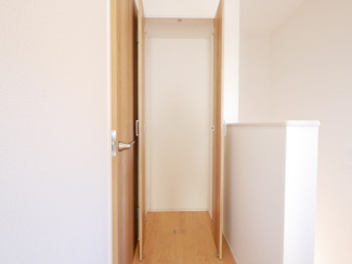 【発電・温水設備】 | 甲斐市篠原 オール電化新築全3棟 3号棟 長期優良住宅 車並列3台 | 【建物施工例】