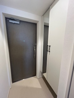 スプランディッド江坂DUEの玄関|ゆったりとした玄関です