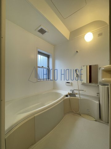 霞ヶ関サイコロの浴室