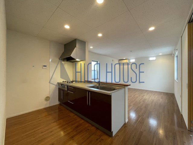 霞ヶ関サイコロの居間・リビング