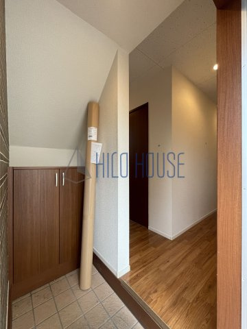 霞ヶ関サイコロの玄関