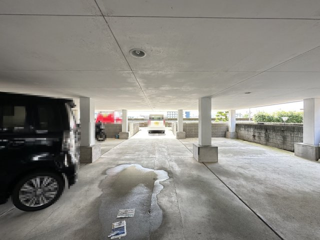 ガーデンハイツいちのみやの駐車場