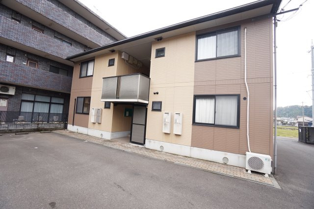 シェソワ西谷B棟の外観