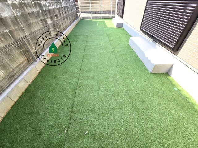 熊本県菊池郡大津町岩坂第1₋2棟(A号棟)の庭|お庭で自由な時間を過ごせます。