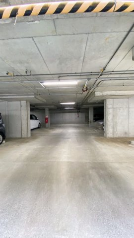 ジークレフ西宮武庫川館第２期の駐車場|敷地内駐車場