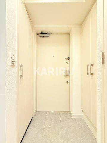 アドバンス大阪城グロリアの玄関