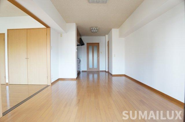 熊本市中央区水前寺３丁目の賃貸マンションの居間・リビング