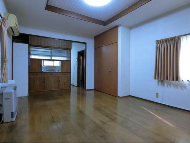 中古戸建　松戸市小金原2丁目の居間・リビング