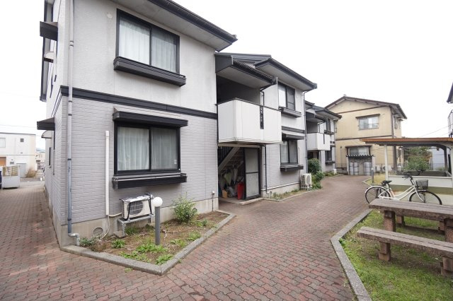 リトル・ウィングB棟