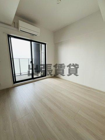 仲介手数料0円！CREST TAPP平安通の居間・リビング