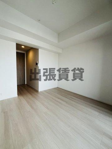 仲介手数料0円！CREST TAPP平安通の居間・リビング