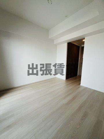 仲介手数料0円！CREST TAPP平安通の居間・リビング