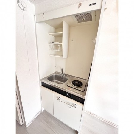 熊本市東区新生１丁目のアパートのキッチン