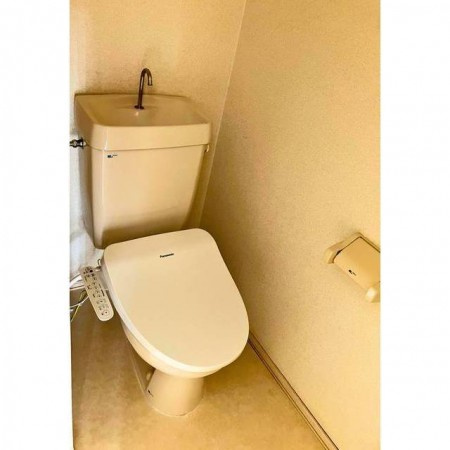 熊本市東区新生１丁目のアパートのトイレ