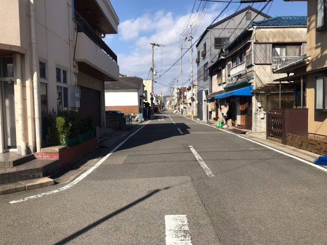 和歌山市吹屋町3丁目・土地・125009の前面道路含む現地写真