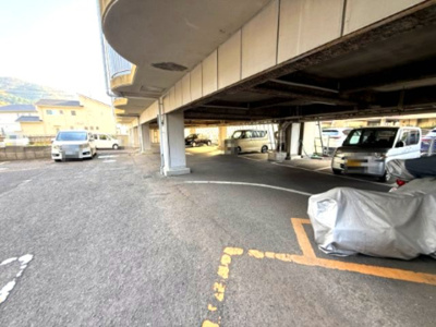 【駐車場】 | ヴィゴラス壱番館