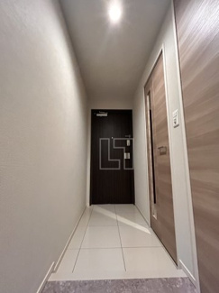 【玄関】 | IBC Residence West | IBC Residence West(アイビーシーレジデンスウエスト)　玄関スペース