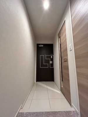 【玄関】 | IBC Residence West | IBC Residence West(アイビーシーレジデンスウエスト)　玄関スペース