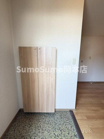 西之町ハイツ　Ｂの玄関