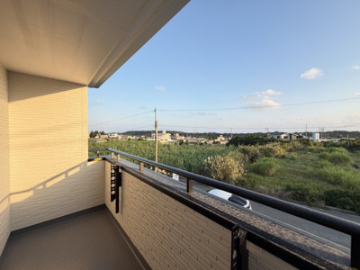 【バルコニー】 | 八重瀬町安里（全3棟）C号棟 | ※同仕様写真です