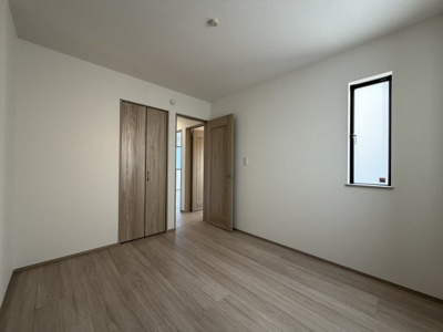 【洋室】 | 八重瀬町安里（全3棟）C号棟 | ※同仕様写真です