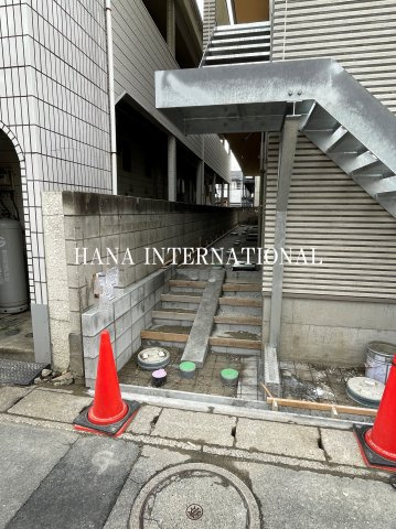 ロワール新浦安のエントランス