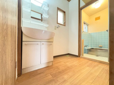 【洗面所】 | 箕面市瀬川2丁目貸家