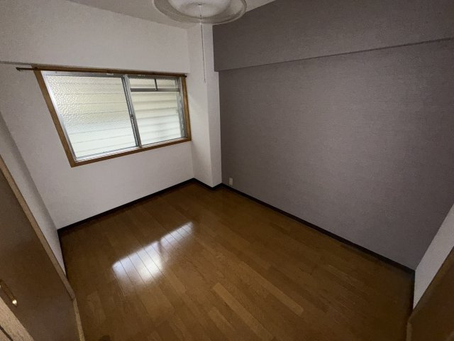 コアロード桃山台の寝室