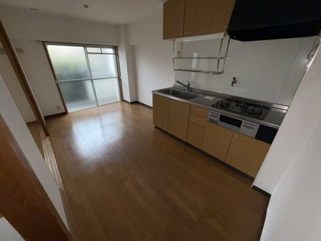 コアロード桃山台の居間・リビング