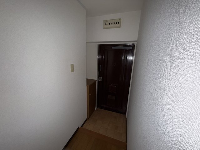 コアロード桃山台の玄関