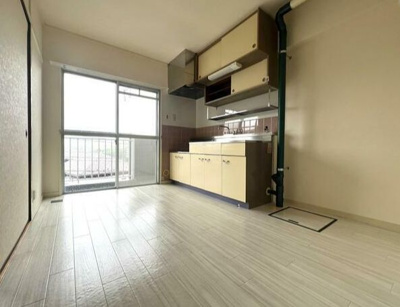 【居間・リビング】 | 金松ハイツ