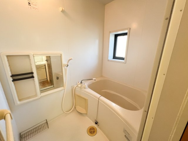 ファミール・ビレジ A棟の浴室