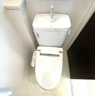 【トイレ】 | エヴァーライフ | 温水洗浄便座。