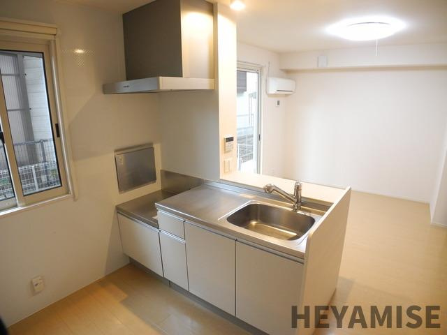 アルジャン・レーヌのキッチン|※反転間取りのお部屋の画像です※