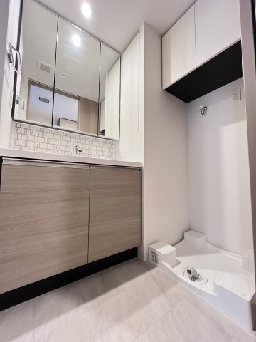 大阪市都島区都島北通１丁目の賃貸マンションの独立洗面台
