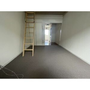 NF GRAN 日新の内装