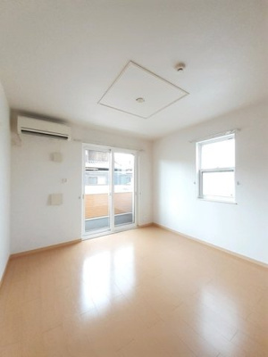 【居間・リビング】 | シュトラーレン | ゆったり過ごせる居間です