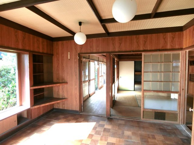 九十九里片貝字西ノ下3410中古戸建ての洋室