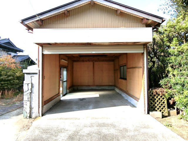 九十九里片貝字西ノ下3410中古戸建ての駐車場