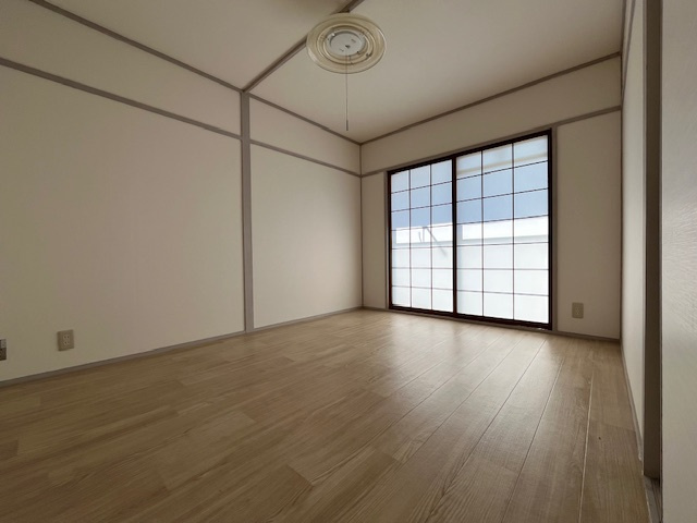 泉北槇塚台住宅10号棟の居間・リビング