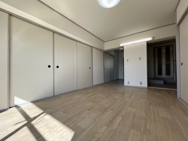 泉北槇塚台住宅10号棟の居間・リビング