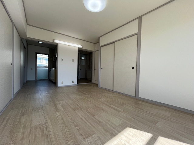 泉北槇塚台住宅10号棟の居間・リビング