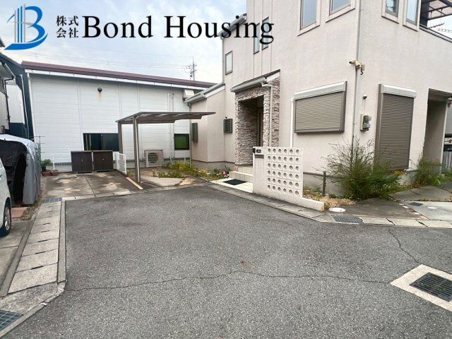 角地に付き開放感あり　白水2丁目　中古戸建