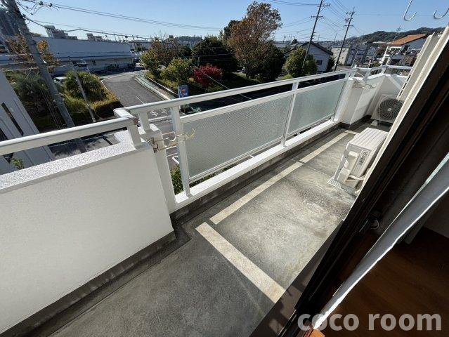 メゾン・オーガストのバルコニー