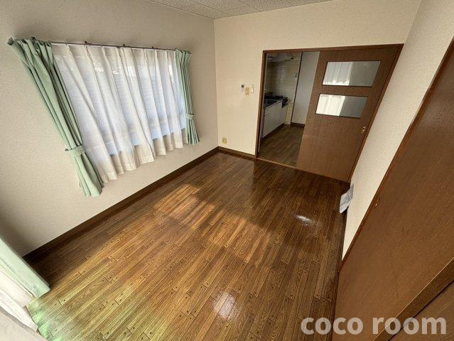 メゾン・オーガストの居間・リビング