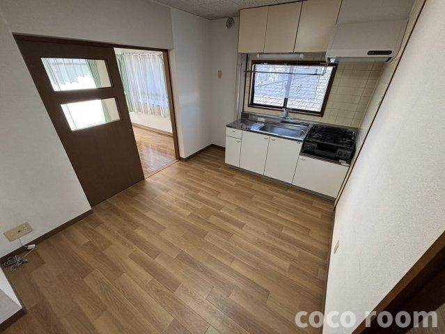 メゾン・オーガストの居間・リビング