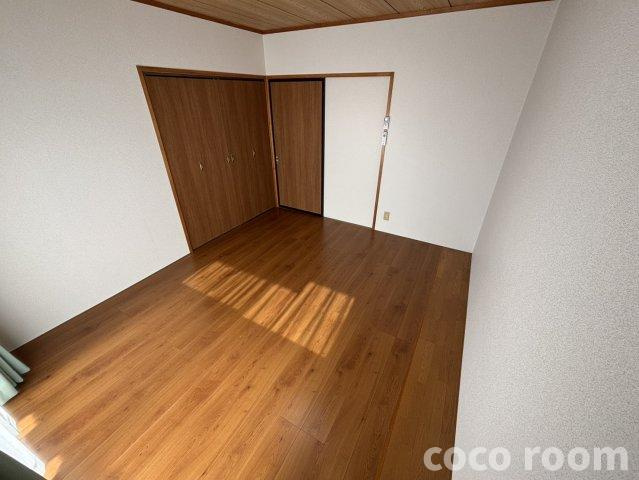 メゾン・オーガストの洋室