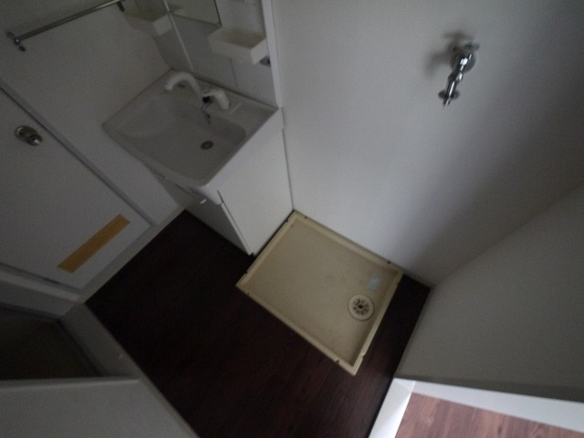 エスポワール俵口（985-1）の設備|ゆったりとスペースのある洗面所です